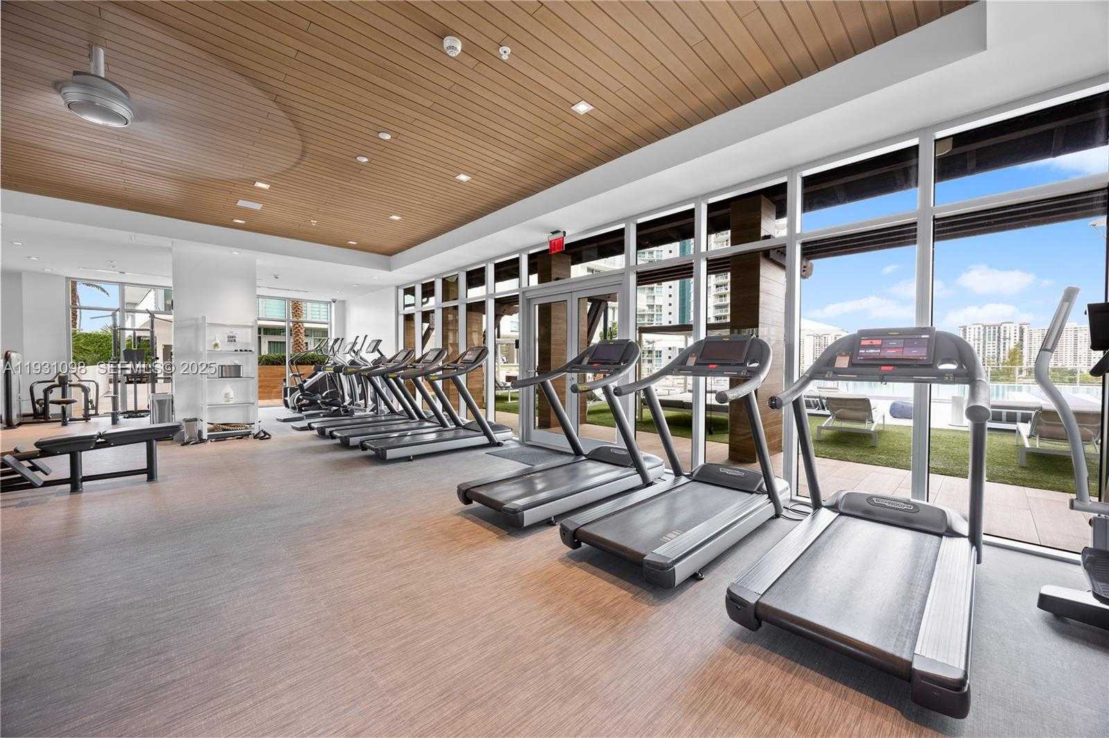 Small Image of Sunny Isles Beach Number 29