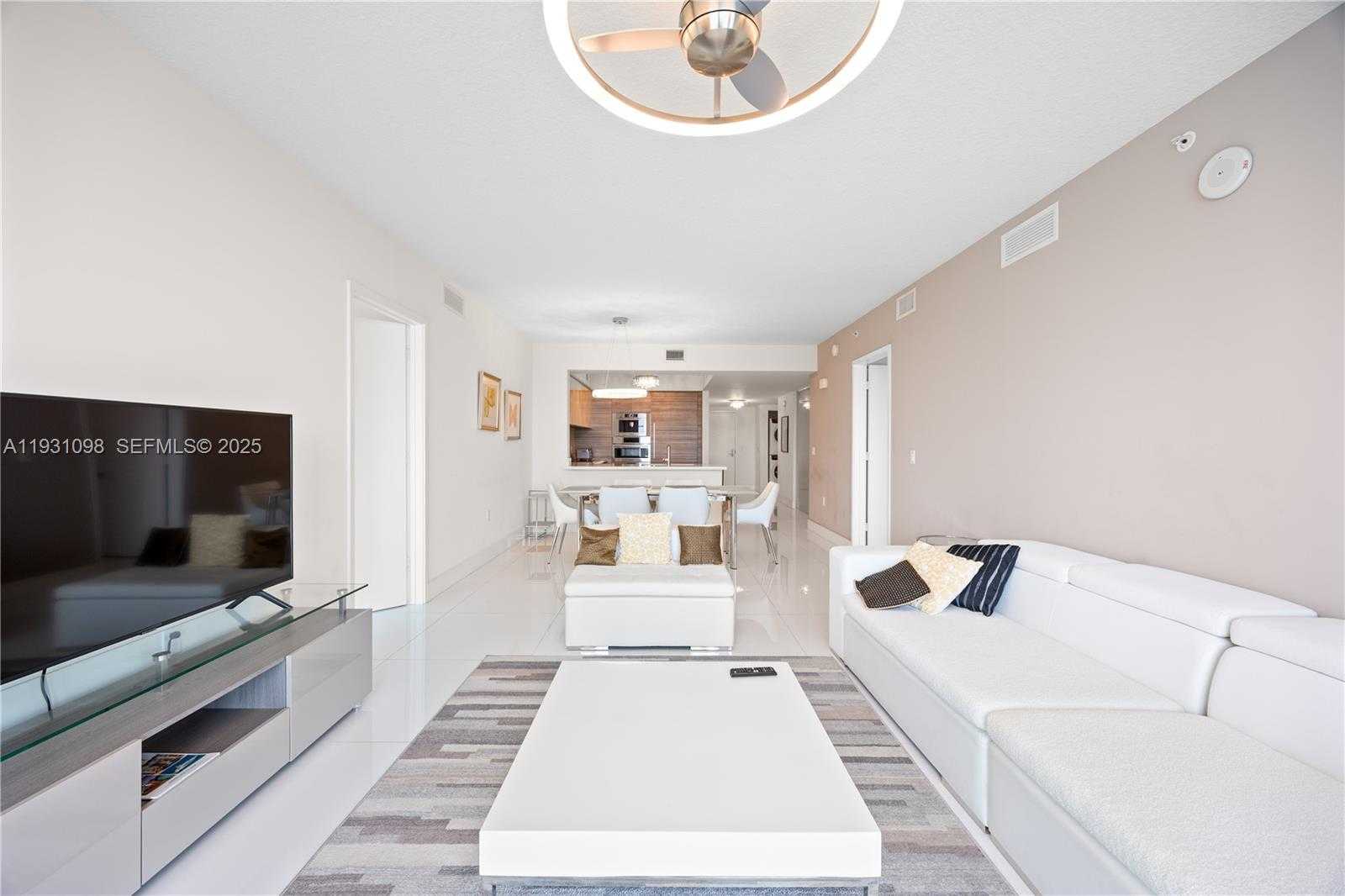 Small Image of Sunny Isles Beach Number 9