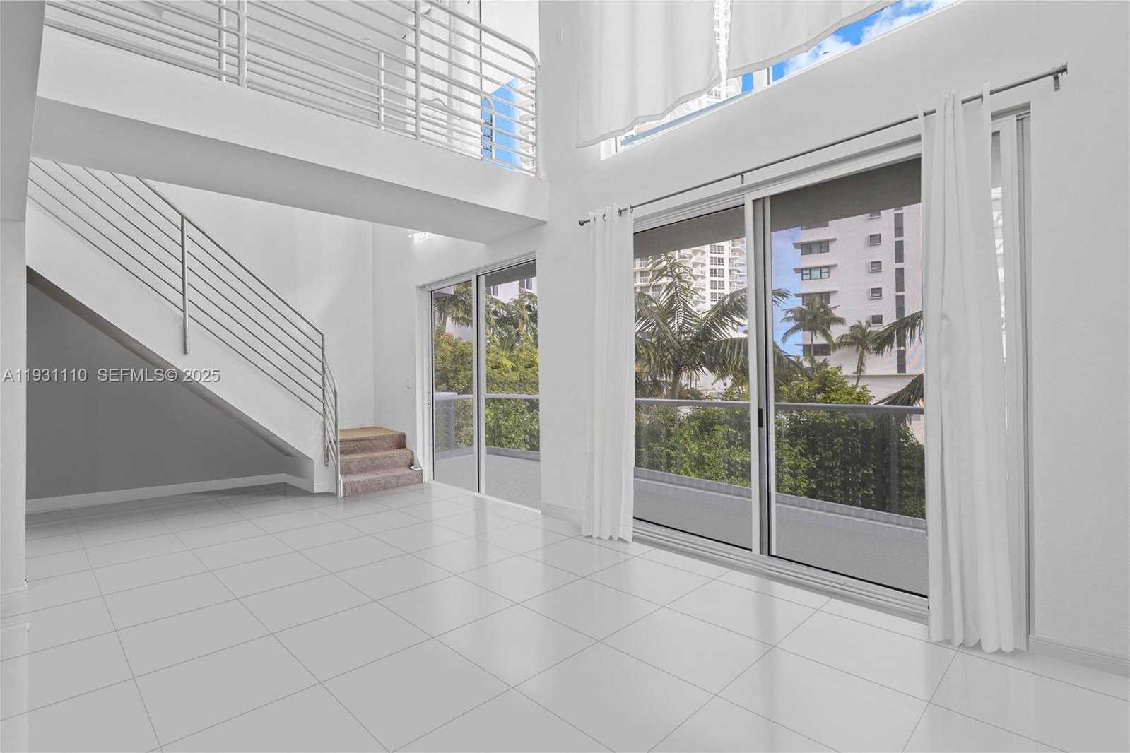 Small Image of 6362 COLLINS AVE #517, Miami Beach Number 1