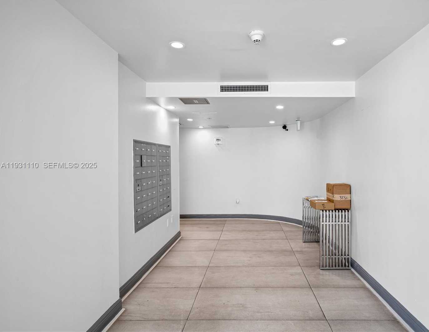 Small Image of 6362 COLLINS AVE #517, Miami Beach Number 7