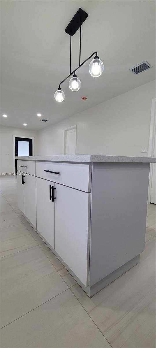 Small Image of 800 JANN AVE, Opa-Locka Number 25