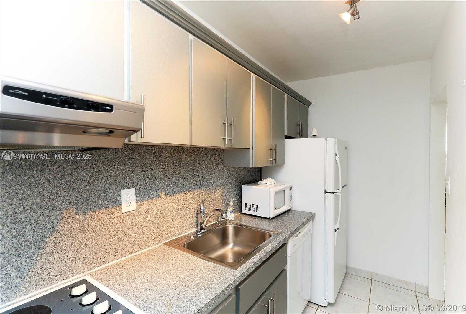 Small Image of 100 LINCOLN RD #509, Miami Beach Number 7