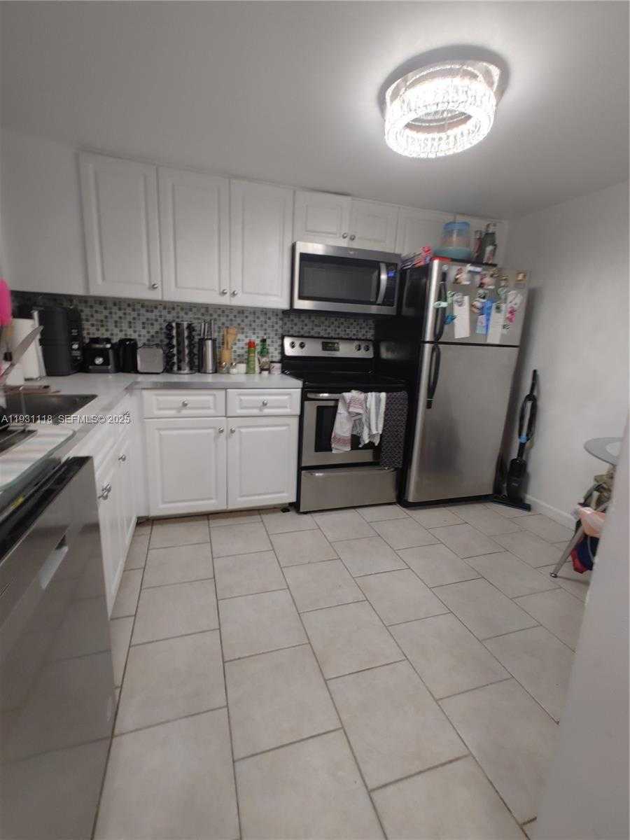 Small Image of 555 NORTH EAST 15TH ST #21F, Miami Number 19
