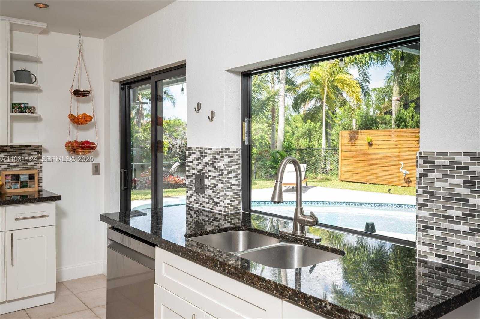 Small Image of 511 SOUTH WEST 168TH AVE, Weston Number 19