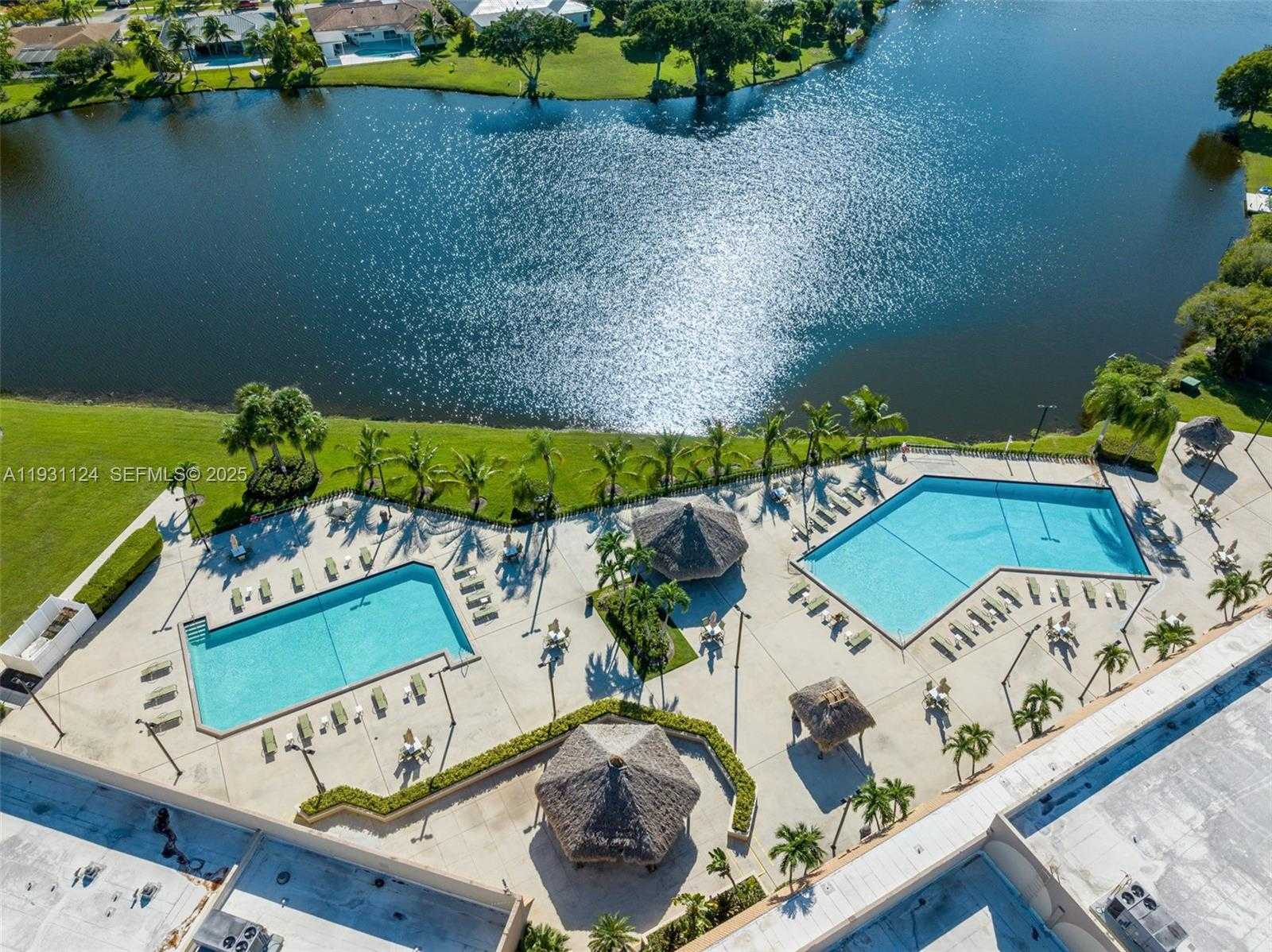 Small Image of 511 SOUTH WEST 168TH AVE, Weston Number 31