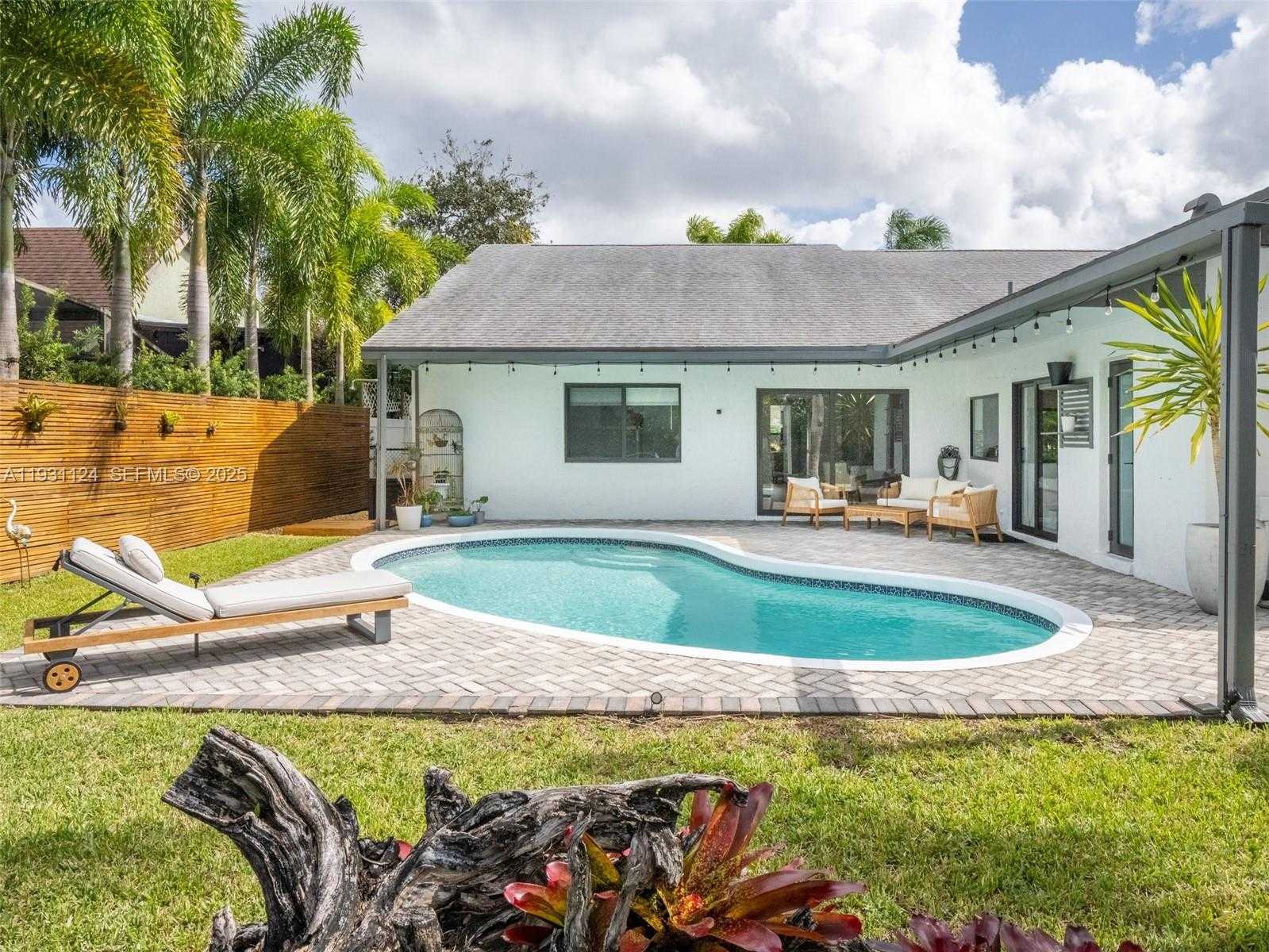 Small Image of 511 SOUTH WEST 168TH AVE, Weston Number 7