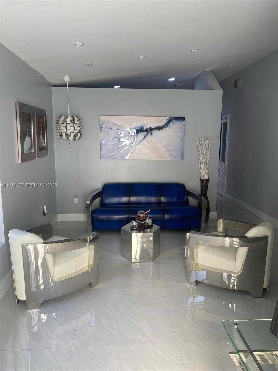 Small Image of 7145 WEST 31ST AVE, Hialeah Number 2