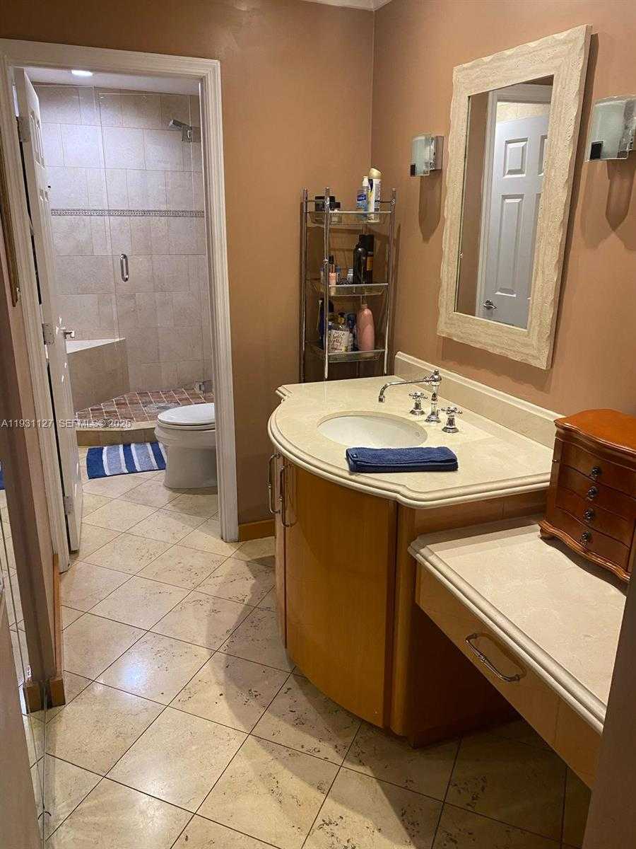 Small Image of 7145 WEST 31ST AVE, Hialeah Number 21