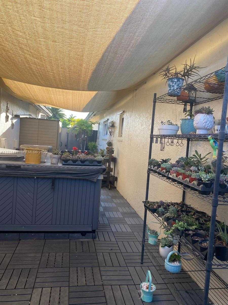 Small Image of 7145 WEST 31ST AVE, Hialeah Number 26