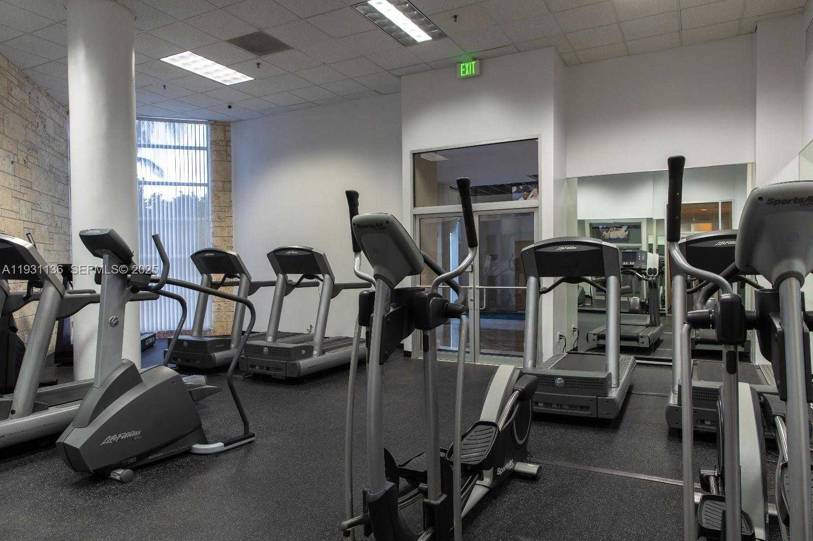 Small Image of 5151 COLLINS AVE #921, Miami Beach Number 30