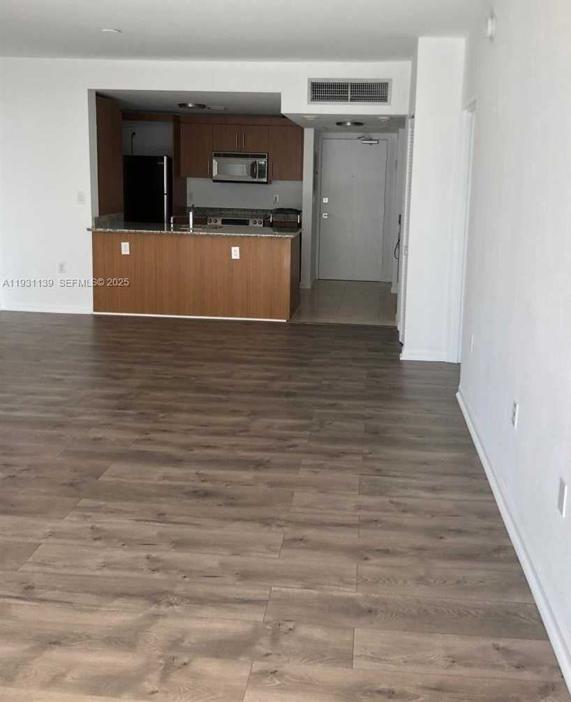 Small Image of 10275 COLLINS AVE #715, Bal Harbour Number 5