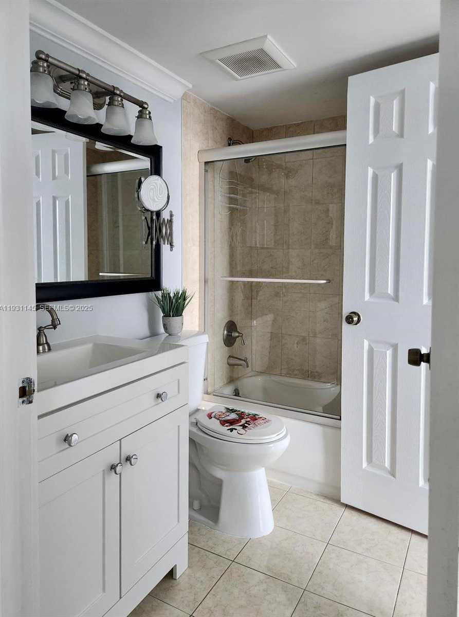 Small Image of 11790 SOUTH WEST 18TH ST #218-3, Miami Number 25