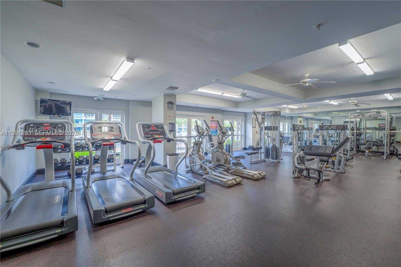 Small Image of 3001 NORTH EAST 185TH ST #127, Aventura Number 4