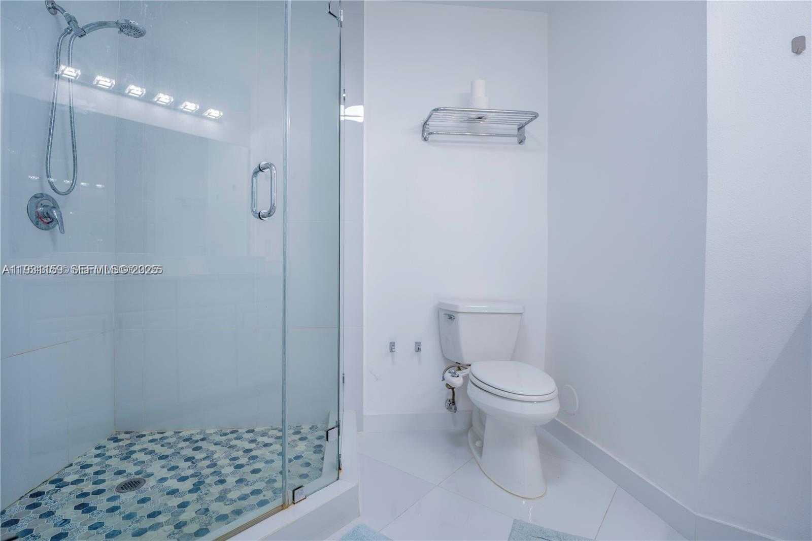 Small Image of 3001 NORTH EAST 185TH ST #127, Aventura Number 9
