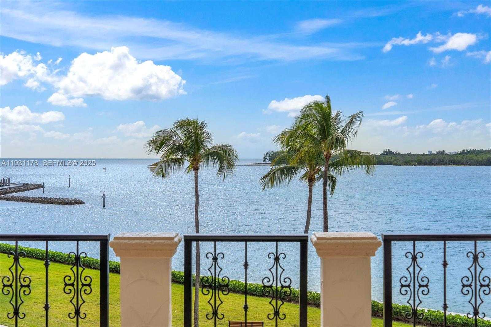 Small Image of 2332 FISHER ISLAND DR #4302, Miami Beach Number 20