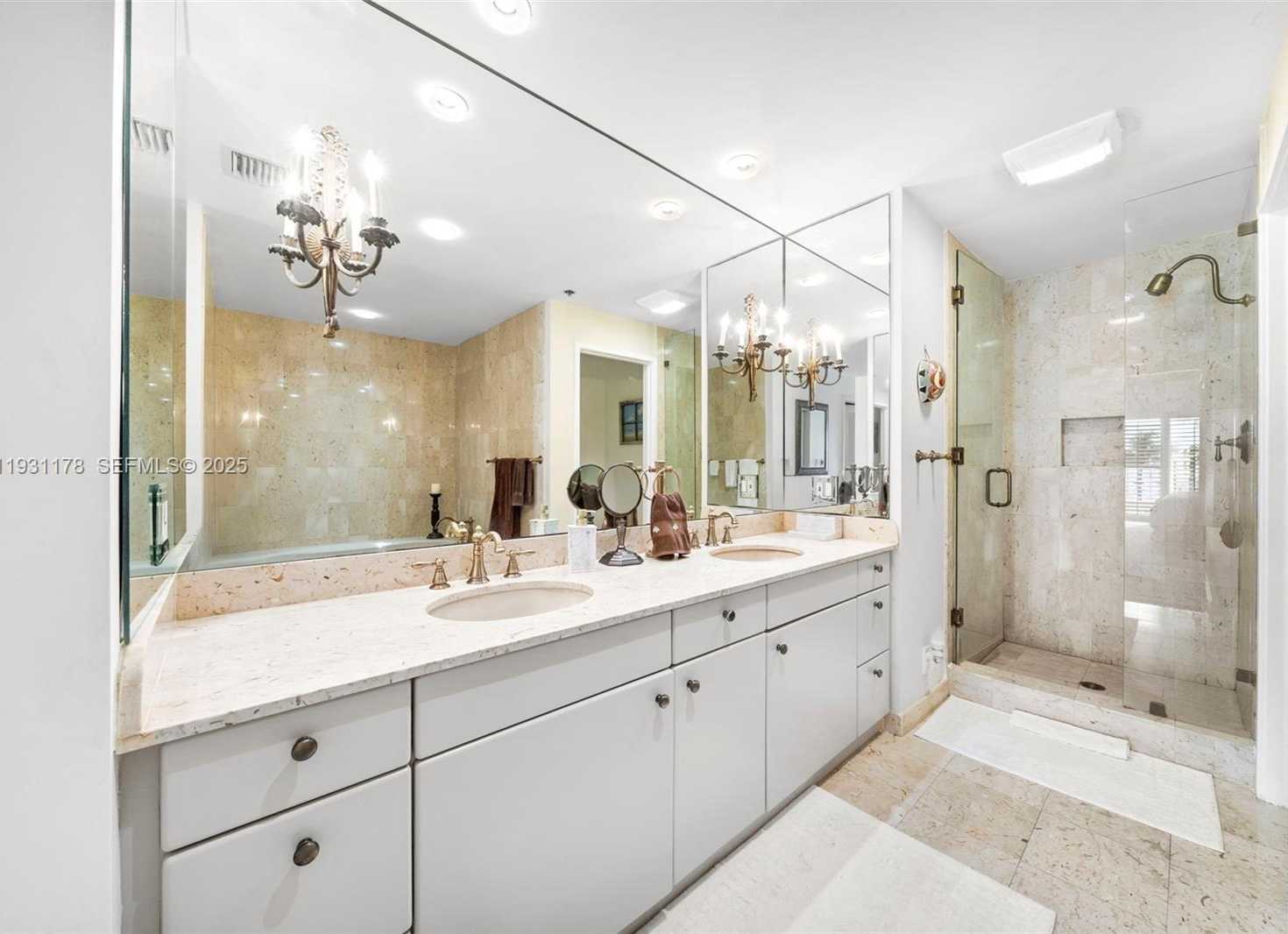 Small Image of 2332 FISHER ISLAND DR #4302, Miami Beach Number 21