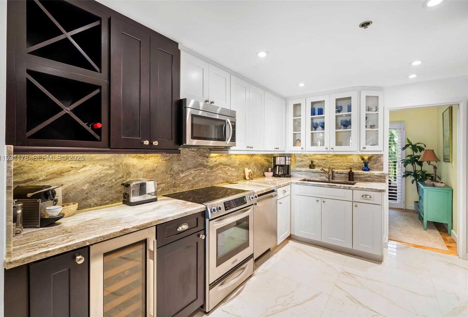 Small Image of 2332 FISHER ISLAND DR #4302, Miami Beach Number 26