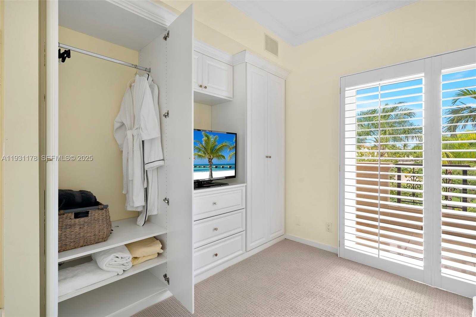 Small Image of 2332 FISHER ISLAND DR #4302, Miami Beach Number 31