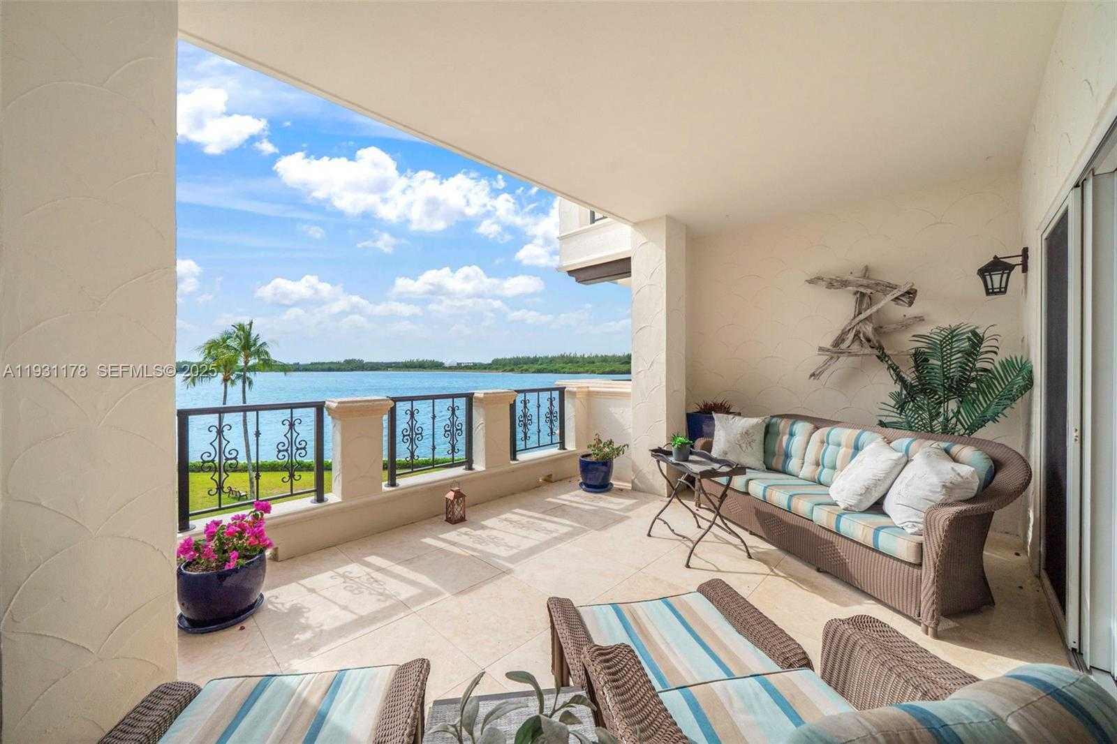 Small Image of 2332 FISHER ISLAND DR #4302, Miami Beach Number 8