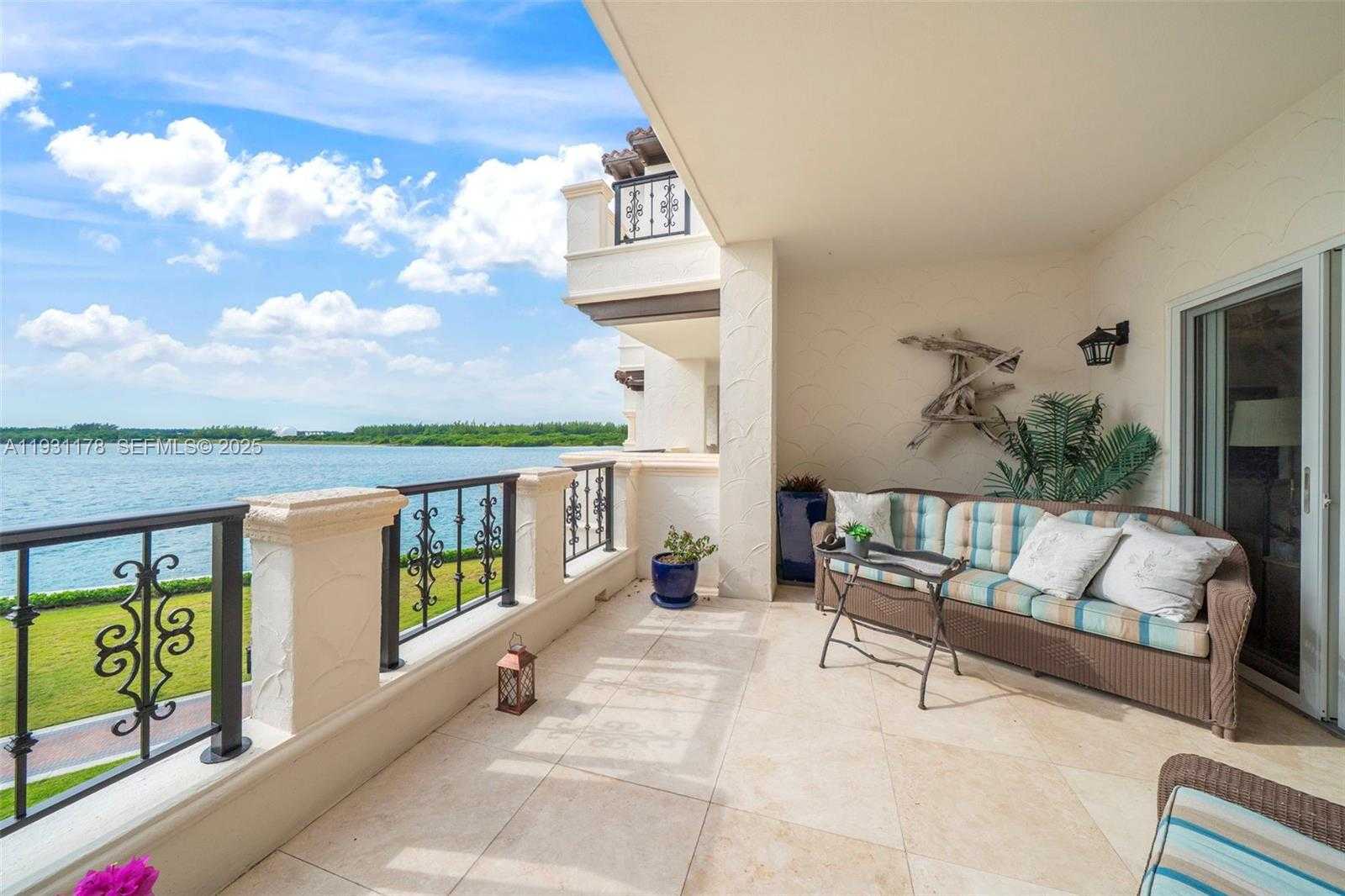 Small Image of 2332 FISHER ISLAND DR #4302, Miami Beach Number 9