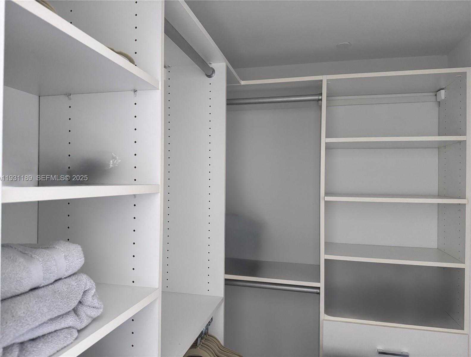 Small Image of 3951 SOUTH OCEAN DR #1001, Hollywood Number 11