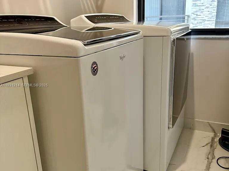 Small Image of 8273 NORTH WEST 47TH TER, Doral Number 13