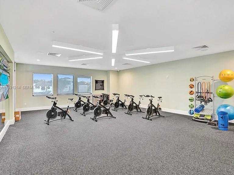 Small Image of 8273 NORTH WEST 47TH TER, Doral Number 18