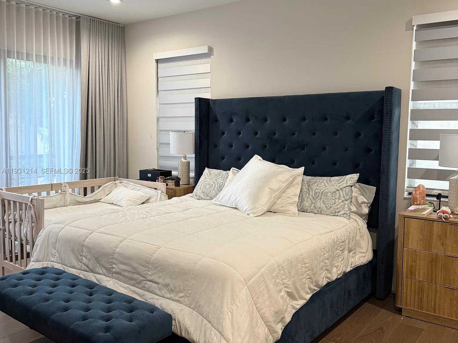 Small Image of 8273 NORTH WEST 47TH TER, Doral Number 5