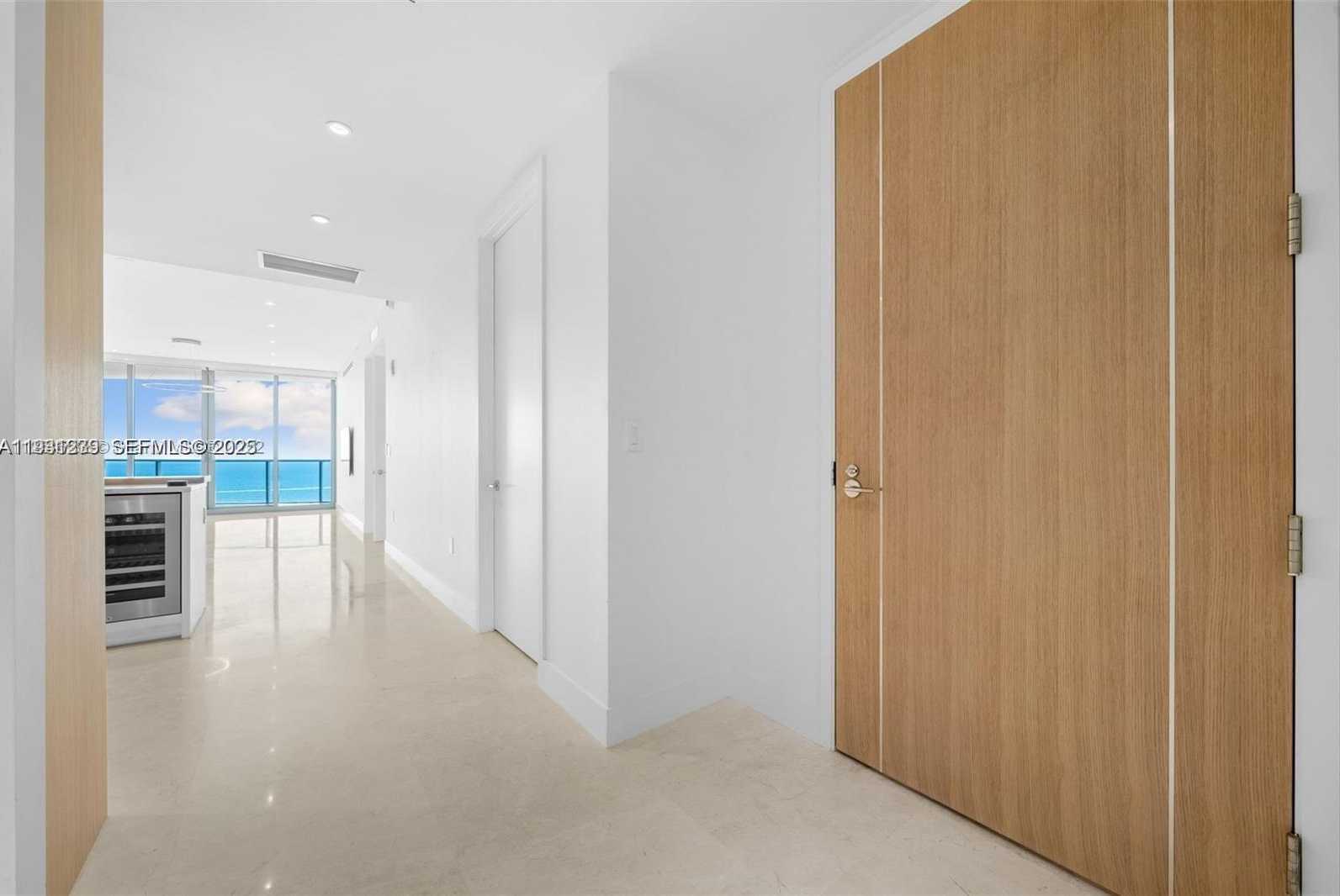 Small Image of 15701 COLLINS AVE #2803, Sunny Isles Beach Number 3