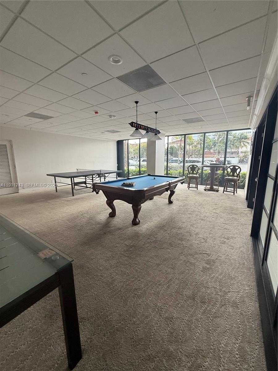 Imagen de Pequeño Objeto