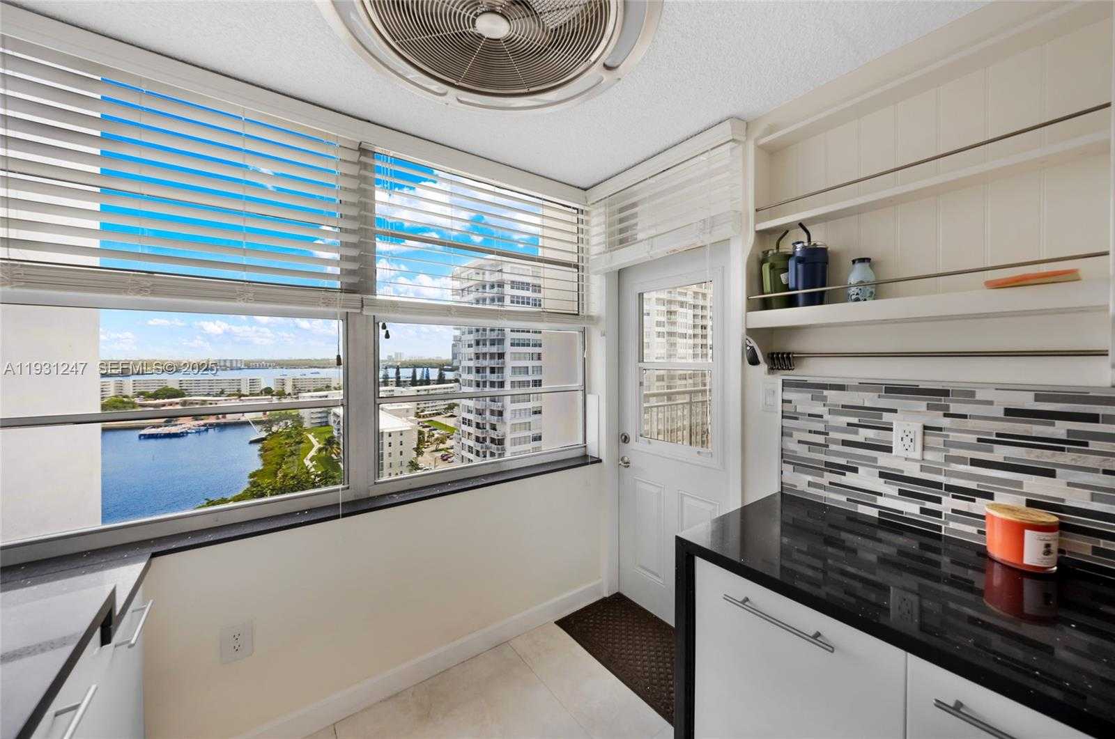 Small Image of 18081 BISCAYNE BLVD #1401, Aventura Number 15