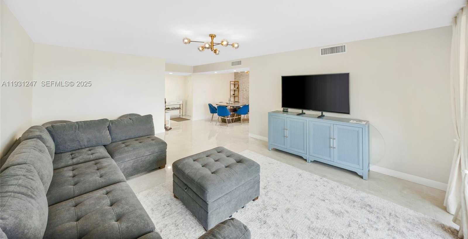 Small Image of 18081 BISCAYNE BLVD #1401, Aventura Number 22