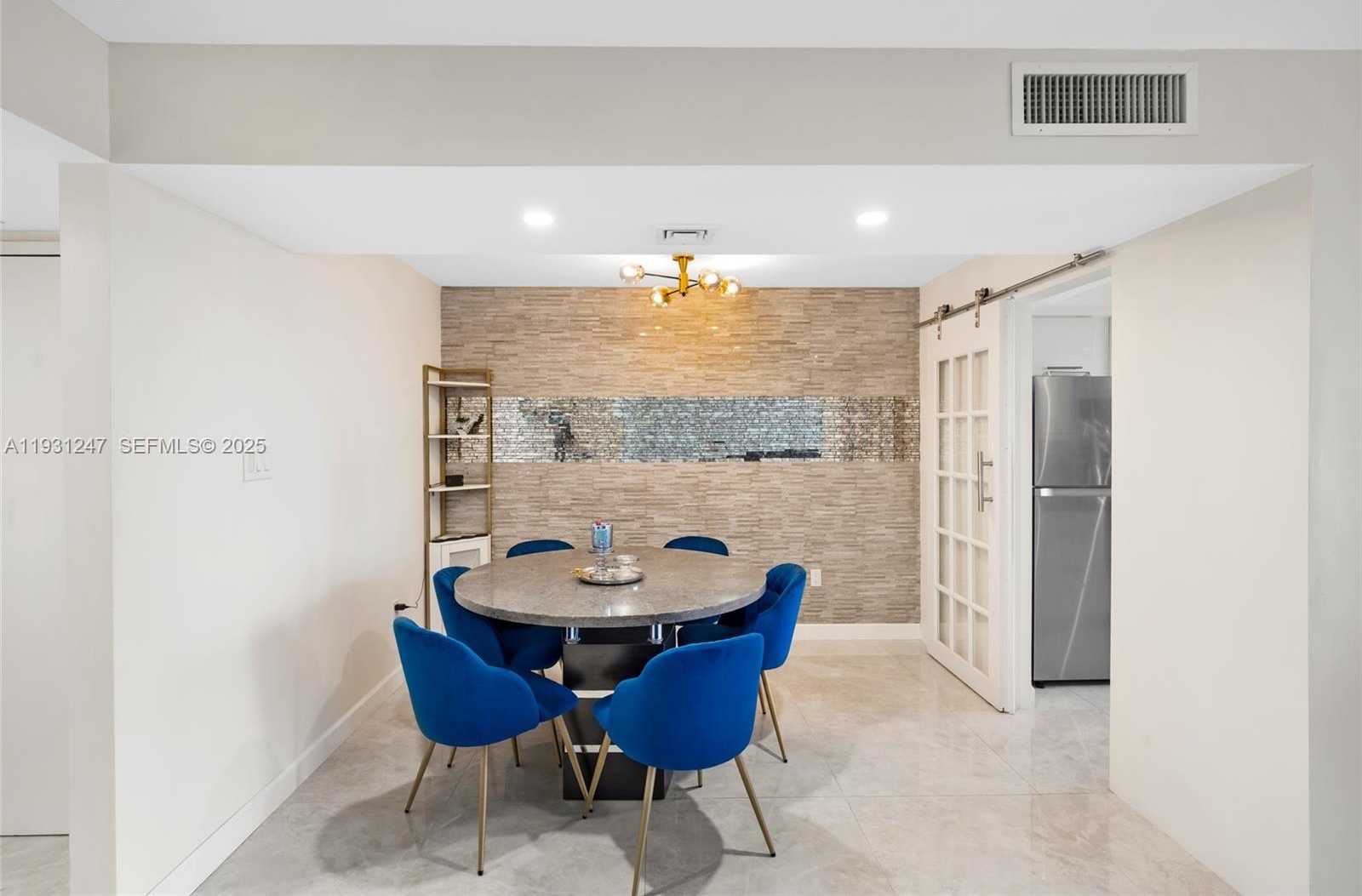 Small Image of 18081 BISCAYNE BLVD #1401, Aventura Number 33