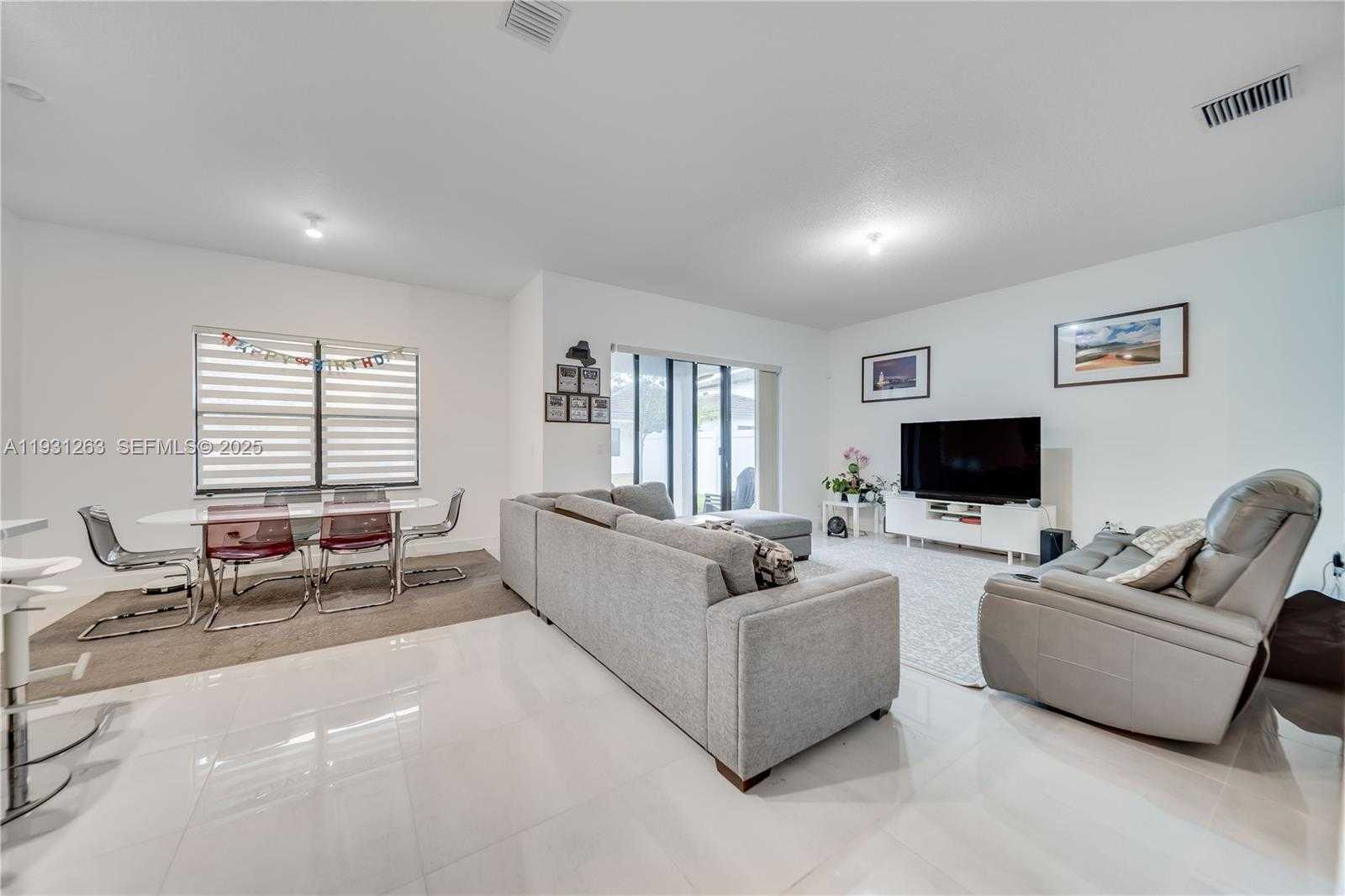 Small Image of 4416 SOUTH WEST 174TH AVE #4416, Miramar Number 10