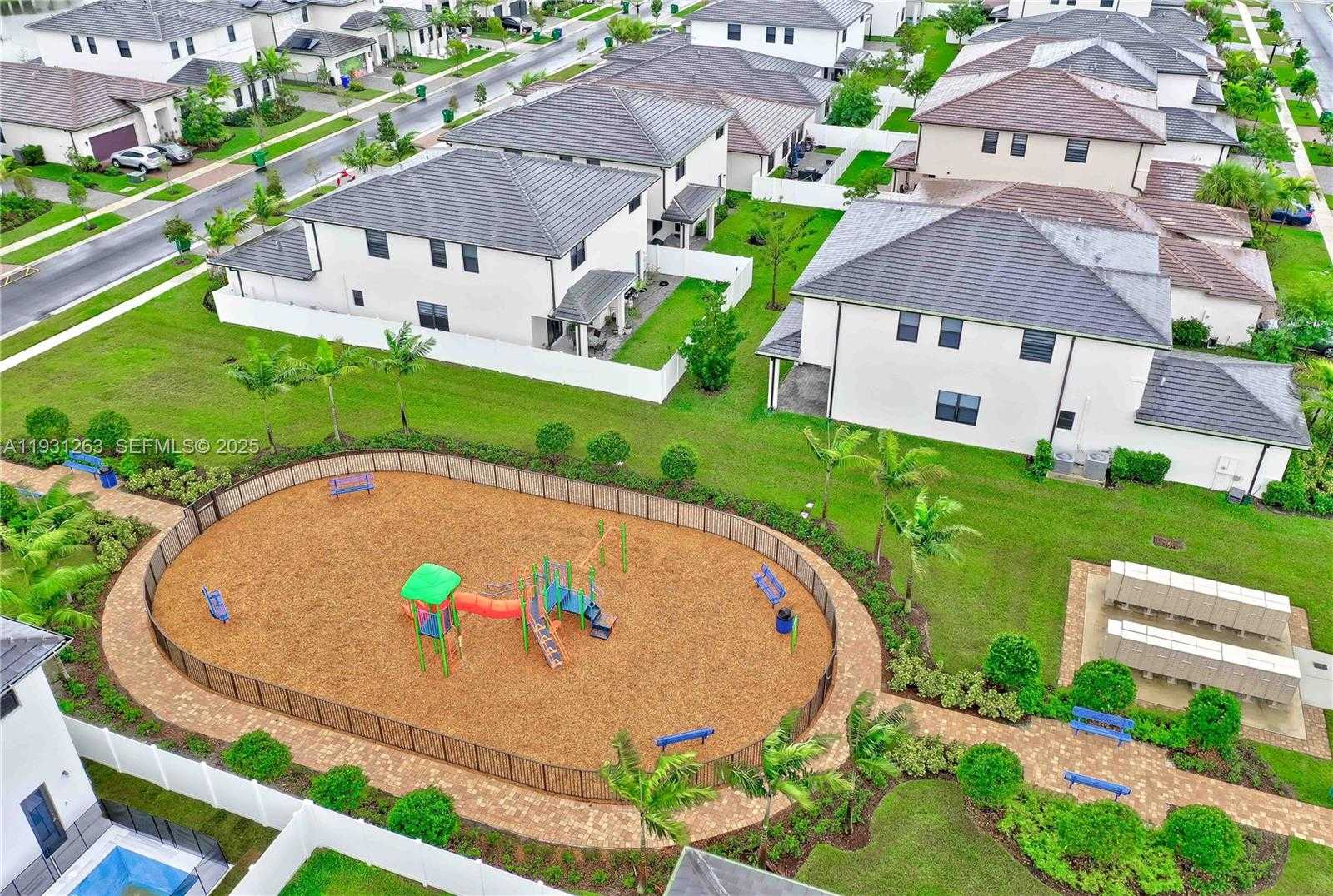 Small Image of 4416 SOUTH WEST 174TH AVE #4416, Miramar Number 62