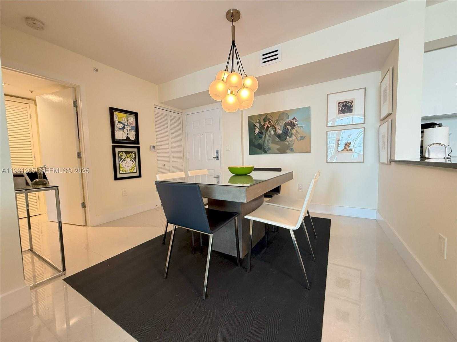 Small Image of 1155 BRICKELL BAY DR #2108, Miami Number 13