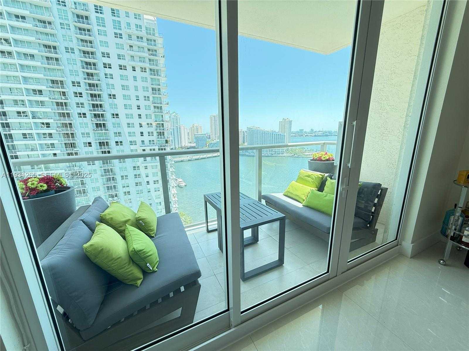 Small Image of 1155 BRICKELL BAY DR #2108, Miami Number 16