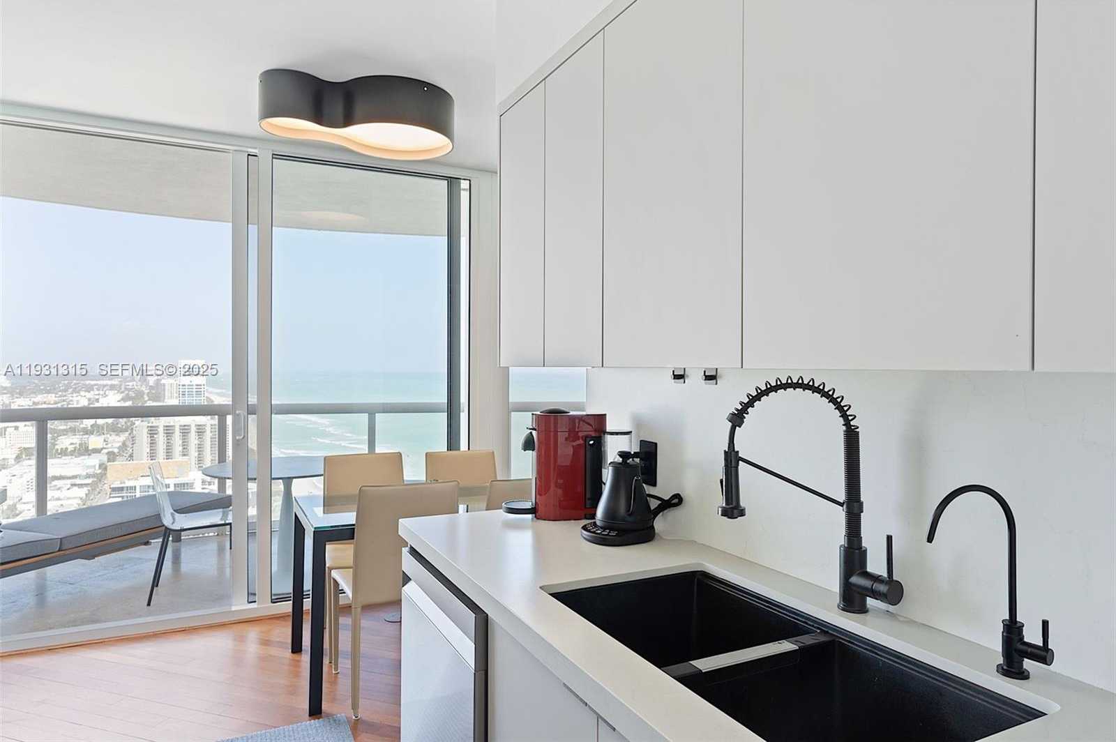 Small Image of 6365 COLLINS AVE #3911, Miami Beach Number 10