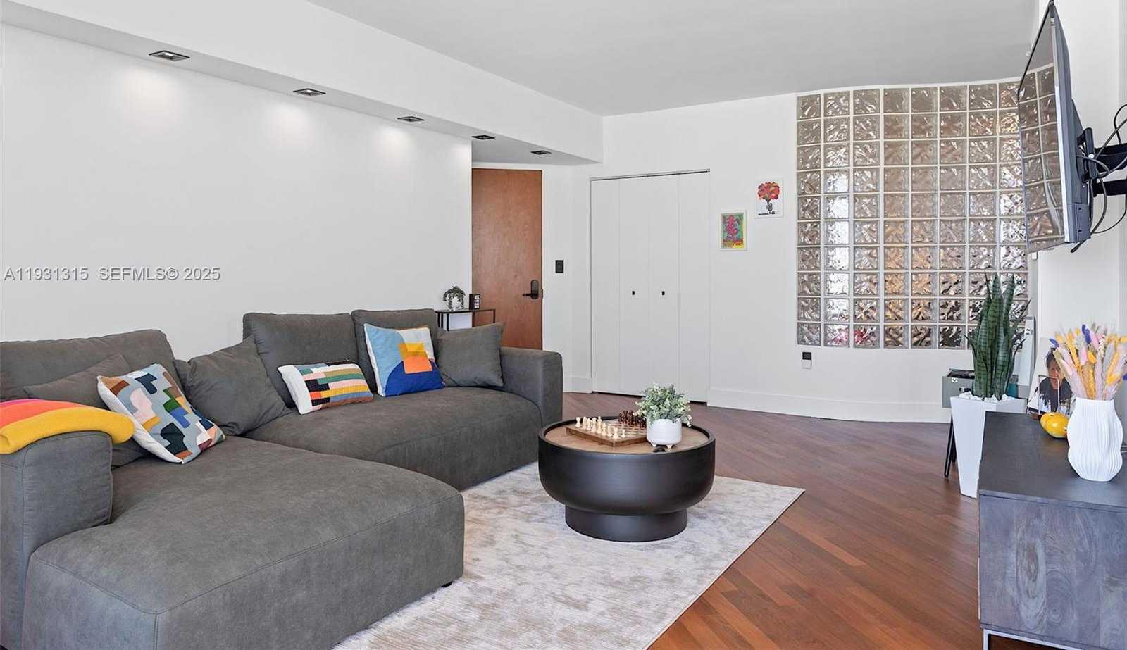 Small Image of 6365 COLLINS AVE #3911, Miami Beach Number 6