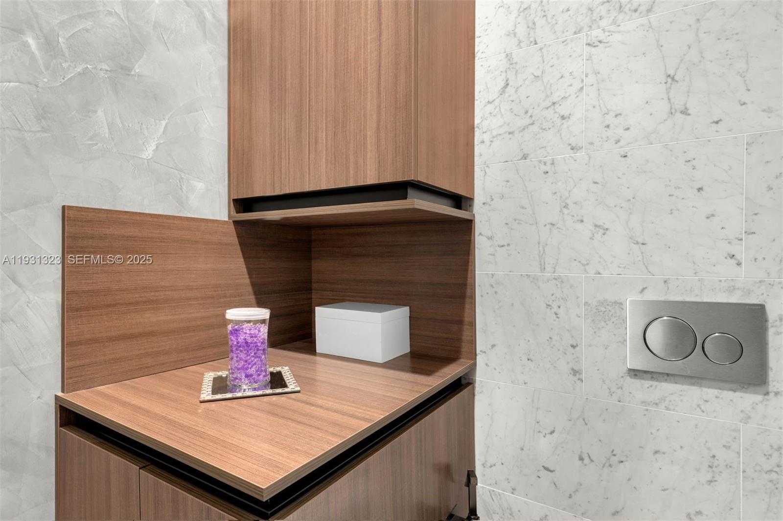 Imagen de Pequeño Objeto