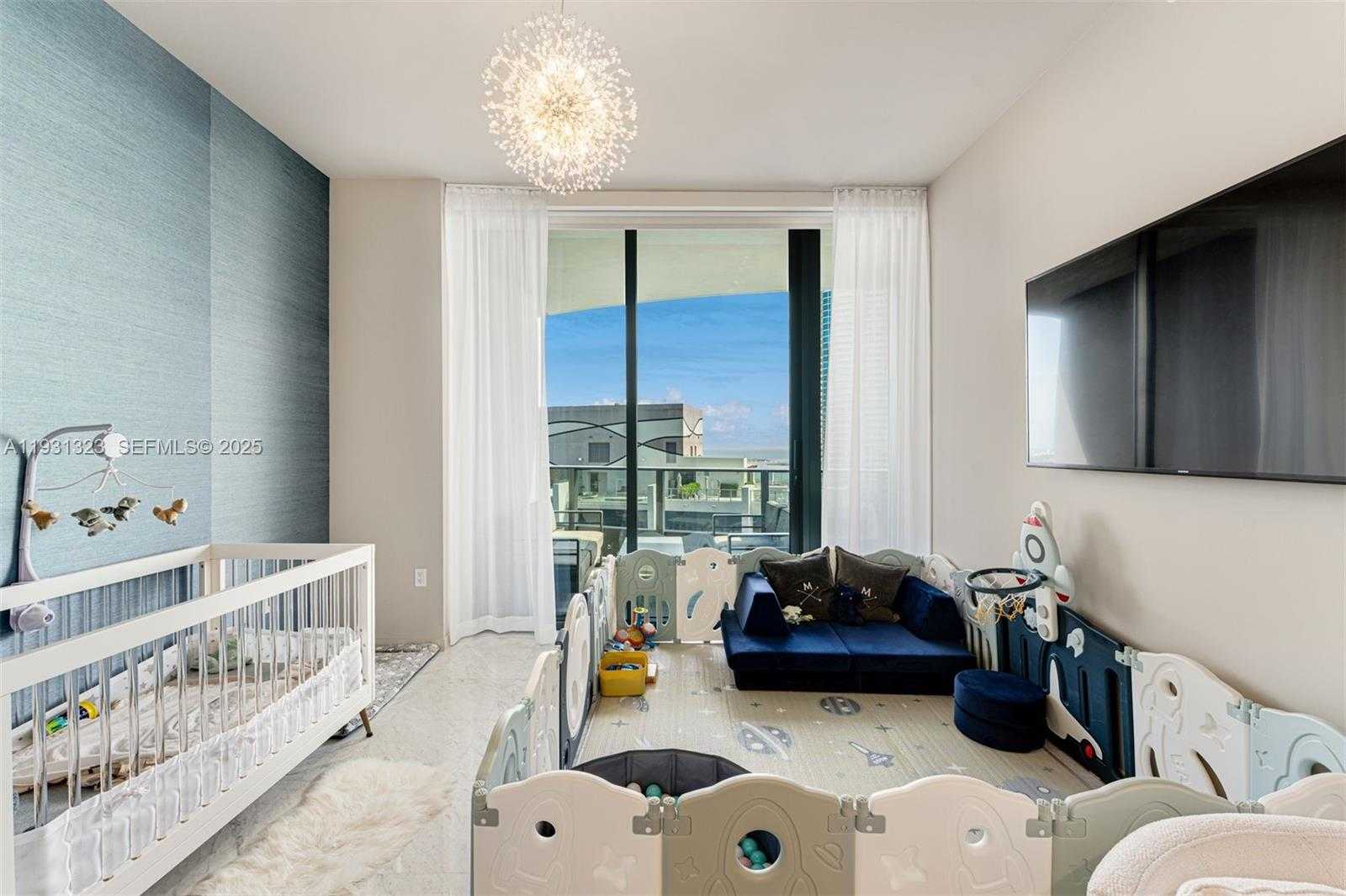 Imagen de Pequeño Objeto