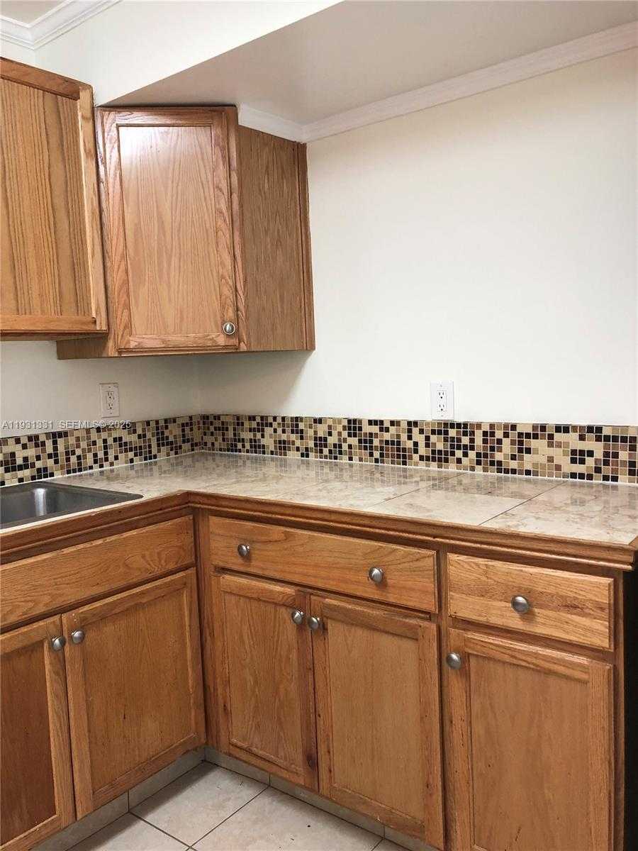 Imagen de Pequeño Objeto