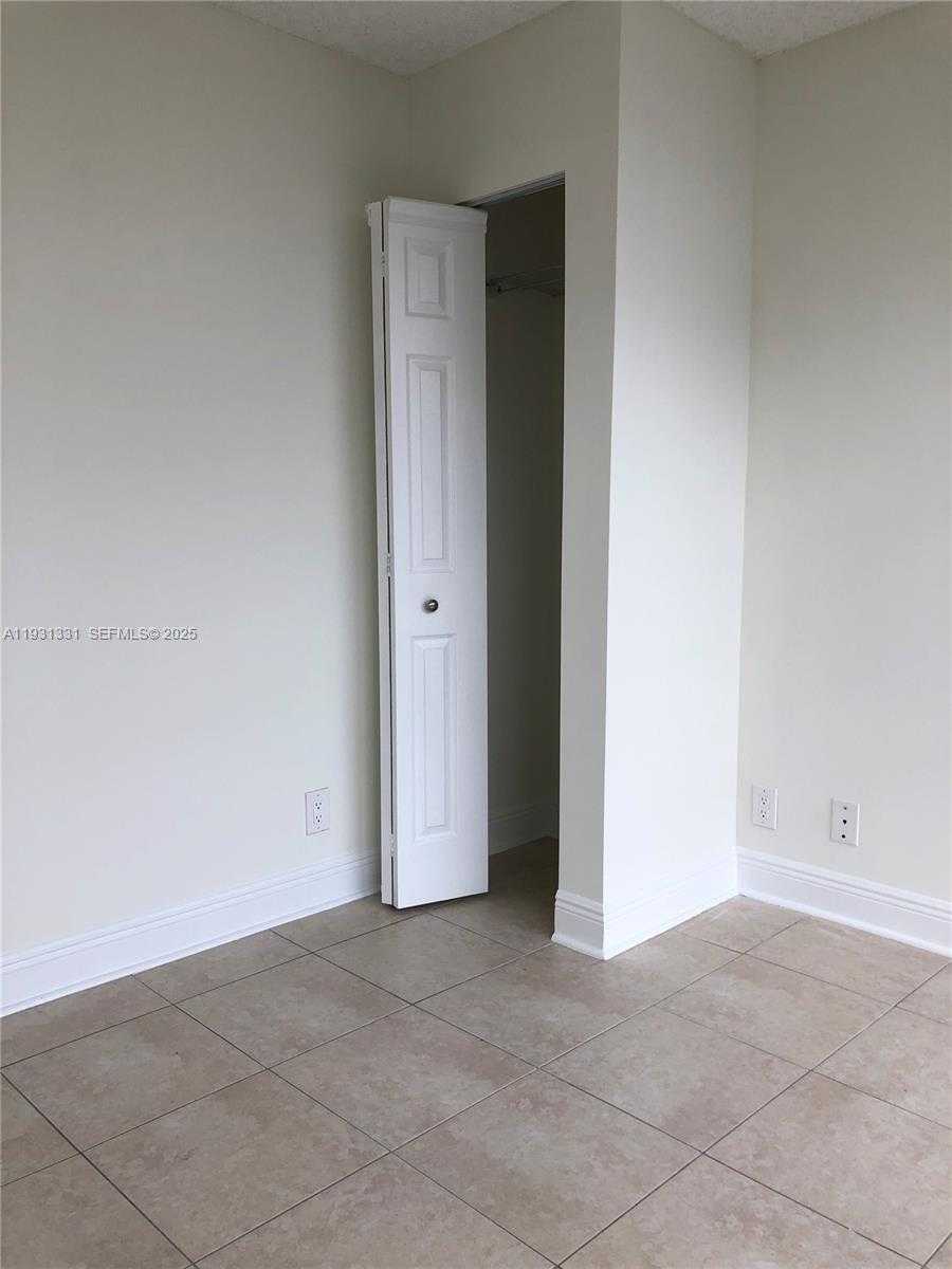 Imagen de Pequeño Objeto