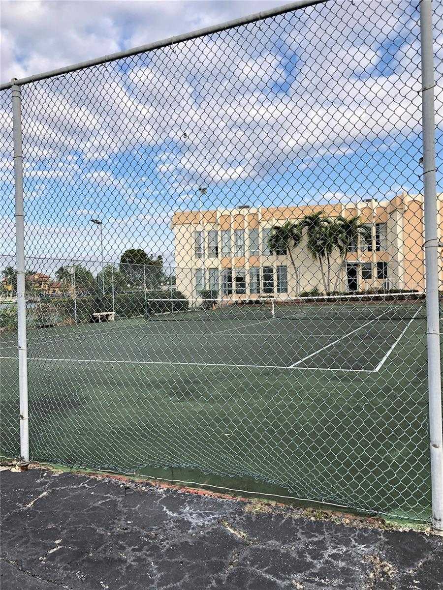 Imagen de Pequeño Objeto