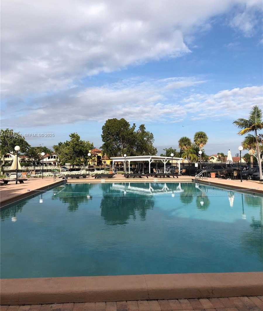 Imagen de Pequeño Objeto