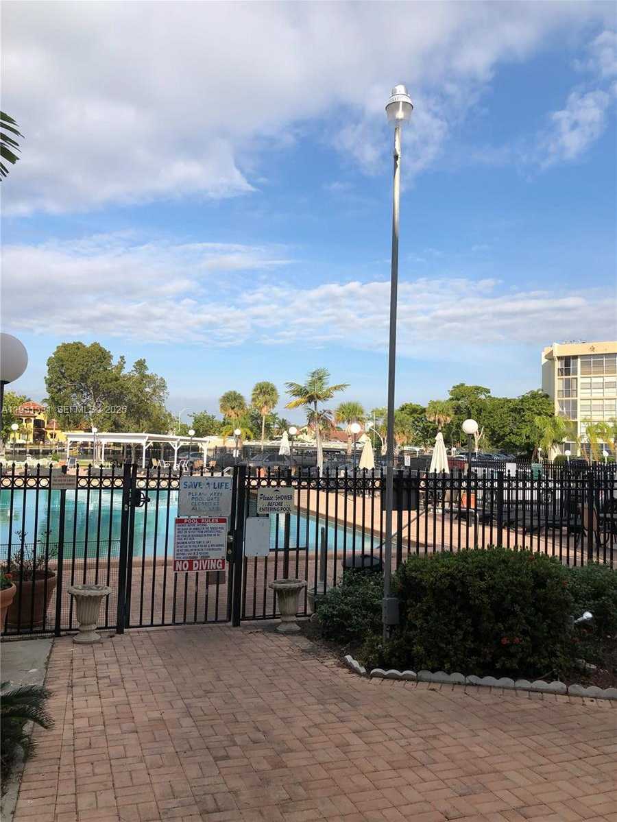 Imagen de Pequeño Objeto