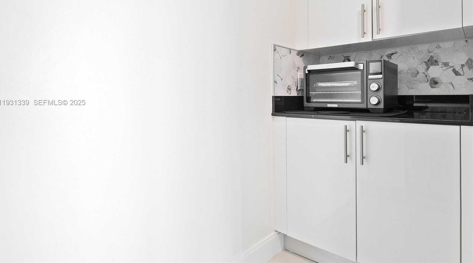 Small Image of 60 SOUTH WEST 13TH ST #3603, Miami Number 13