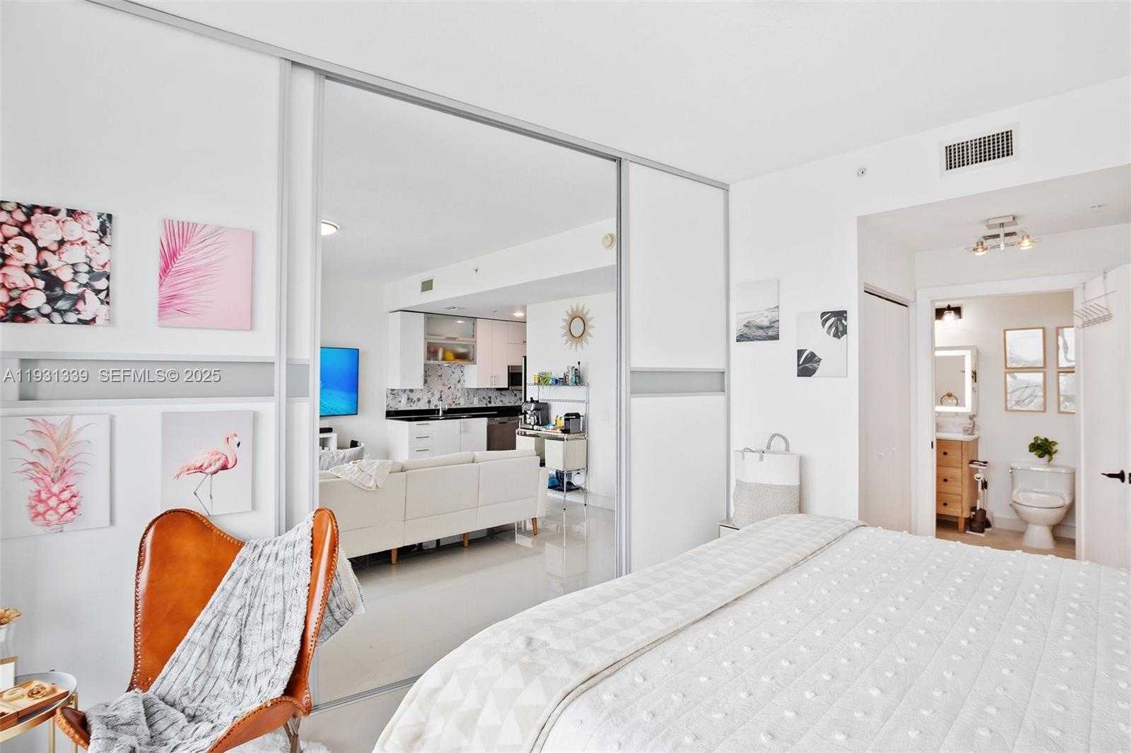 Small Image of 60 SOUTH WEST 13TH ST #3603, Miami Number 14