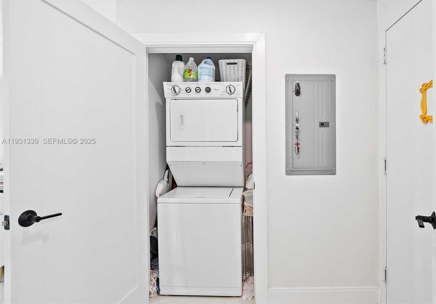 Small Image of 60 SOUTH WEST 13TH ST #3603, Miami Number 21