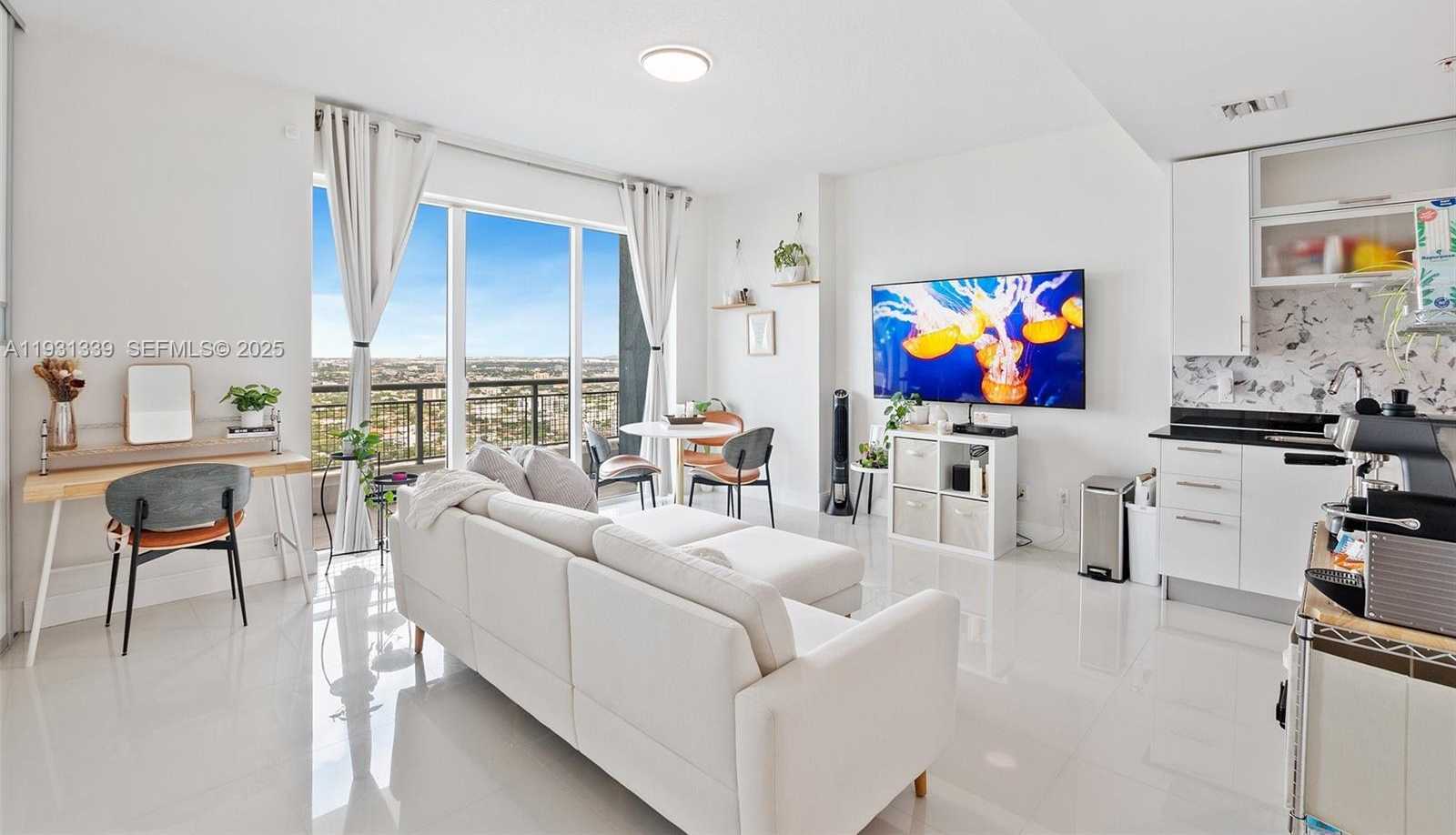 Small Image of 60 SOUTH WEST 13TH ST #3603, Miami Number 7